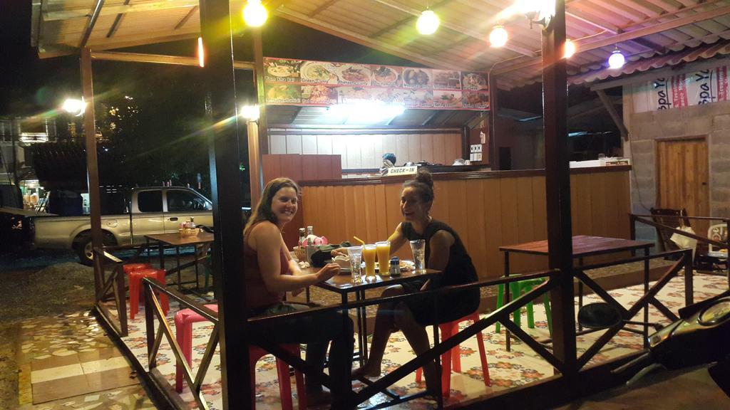 Phuhaya Bamboo Bungalows Ko Lanta المظهر الخارجي الصورة