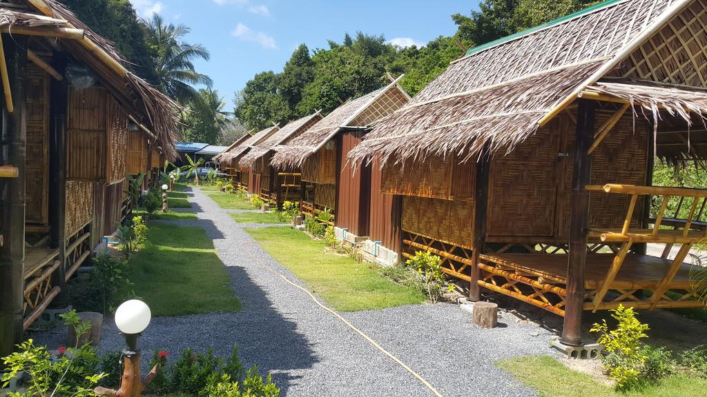 Phuhaya Bamboo Bungalows Ko Lanta المظهر الخارجي الصورة